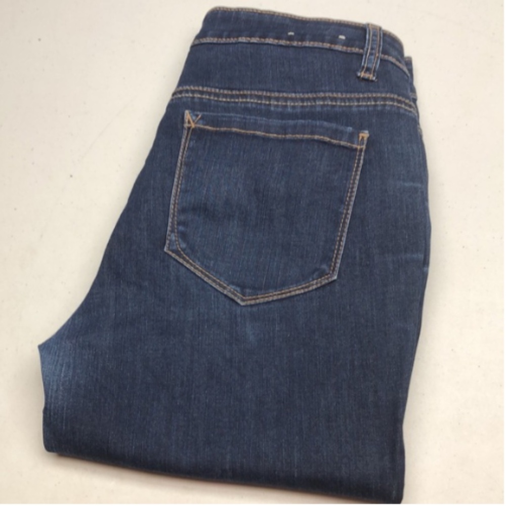 VINTAGE SANTANA HI-RISE SLIMCUT STRAIGHT JEANS 6/28x30 ⭐️